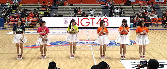 2022-01-22(土)アオーレ長岡　新潟アルビレックスBB vs 信州ブレイブウォリアーズ　ハーフタイム　NGT48登場